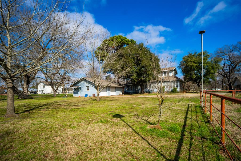 115 E Brazos Property Photo 40