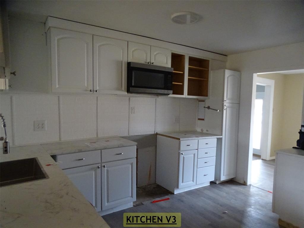2002 Minter Lane Property Photo 2