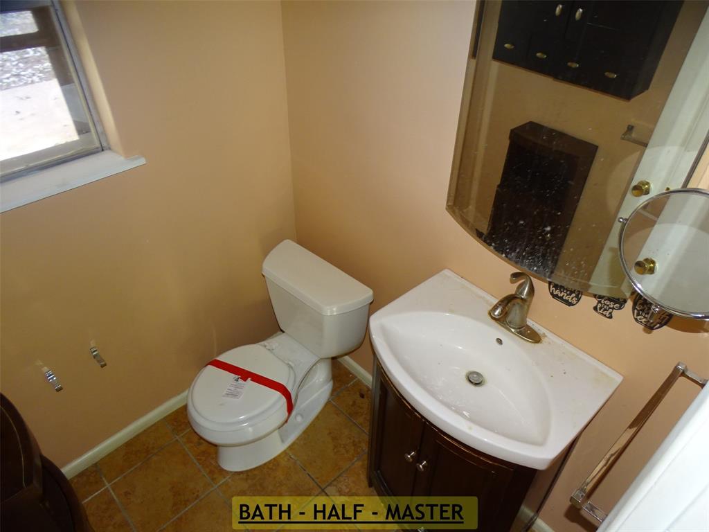 2002 Minter Lane Property Photo 9