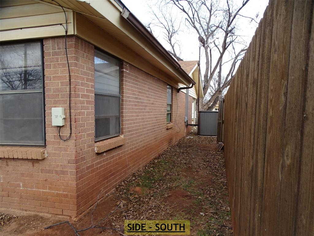 2002 Minter Lane Property Photo 13