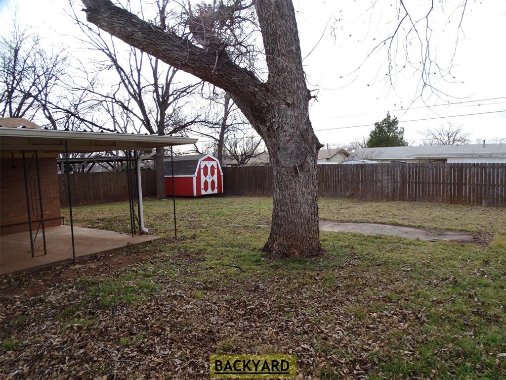 2002 Minter Lane Property Photo 16