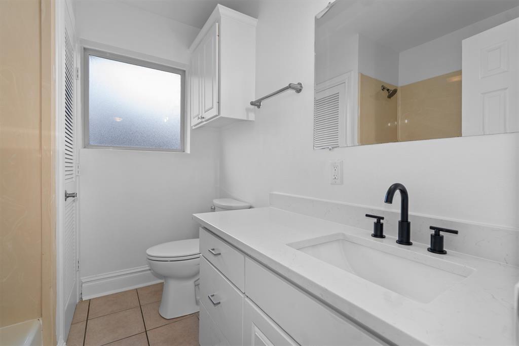 627 W 2nd Street Property Photo 15