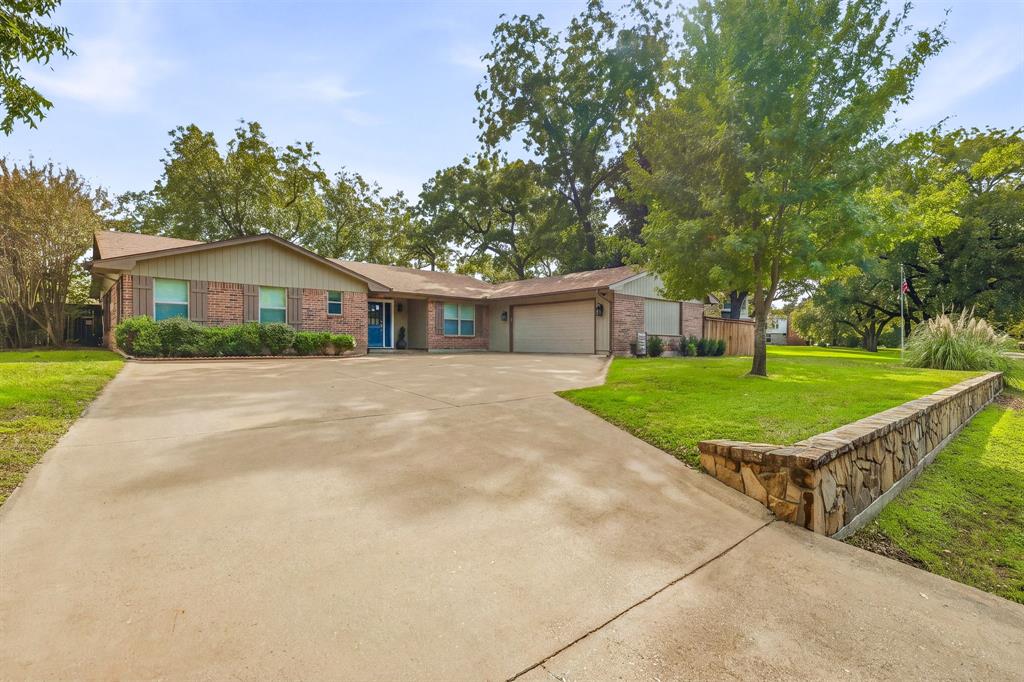 7115 Westover Drive Property Photo 1