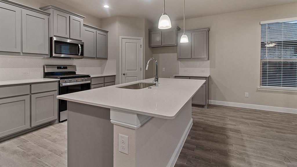 15932 Stableford Road Property Photo 2