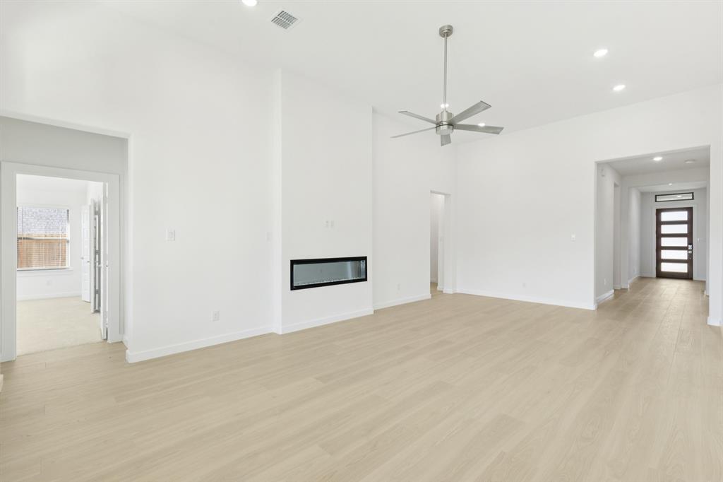 3710 Copperwood Drive Property Photo 17