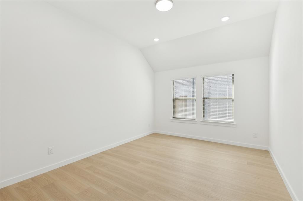 3710 Copperwood Drive Property Photo 27