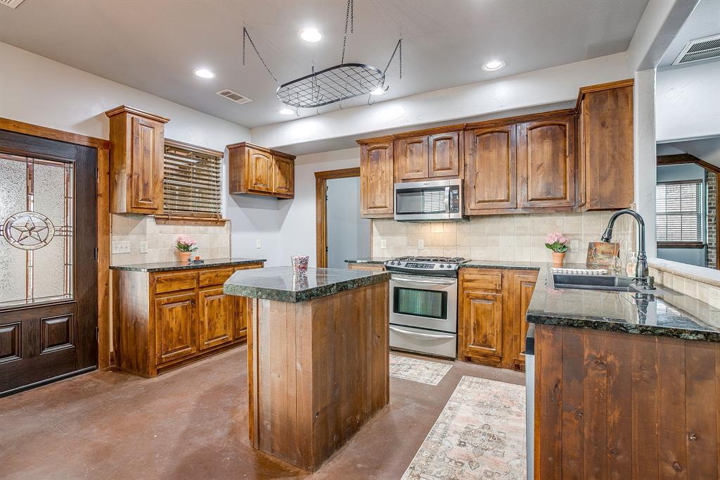 2220 Lazy Bend Road Property Photo 20