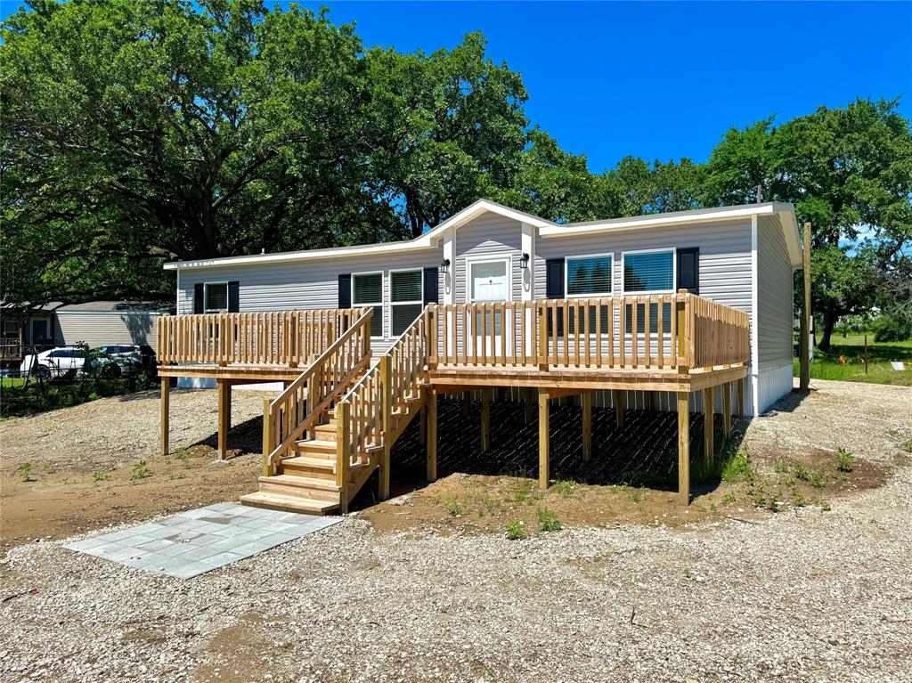 706 Sandpiper Court Property Photo 1