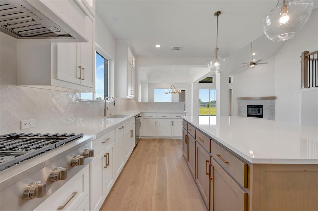 2808 Cloudbreak Lane Property Photo 11