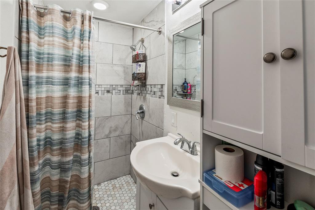 400 W Cayuga Drive Property Photo 22