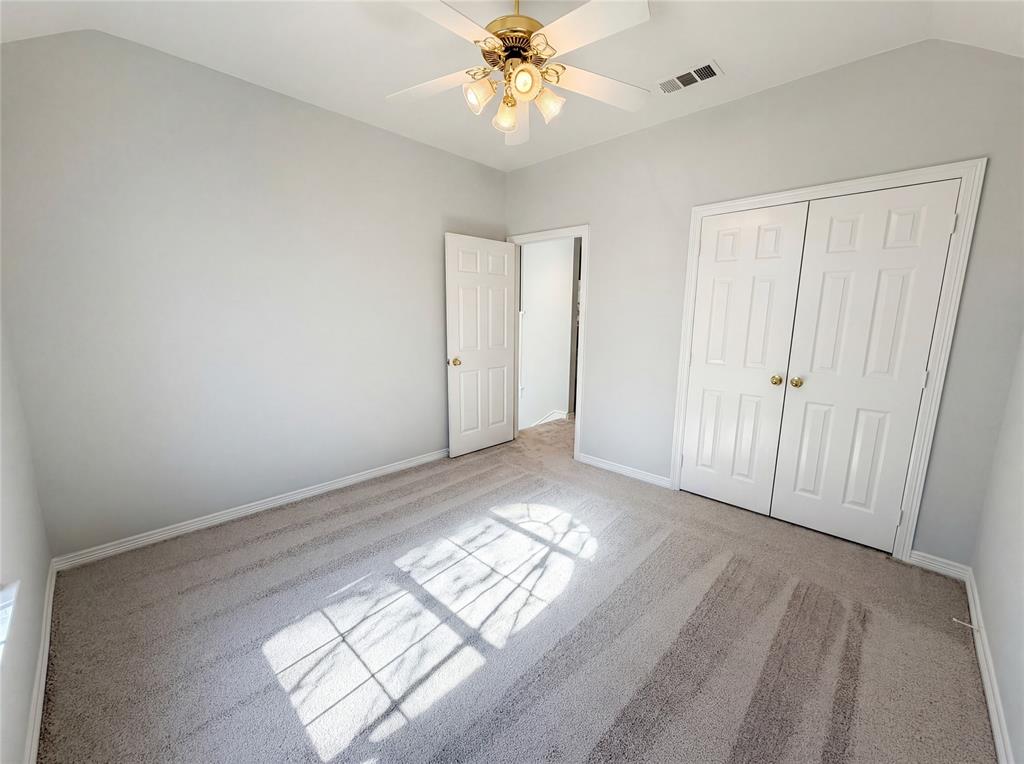 1412 Spring Ridge Lane Property Photo 4