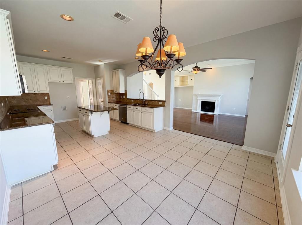 1412 Spring Ridge Lane Property Photo 12