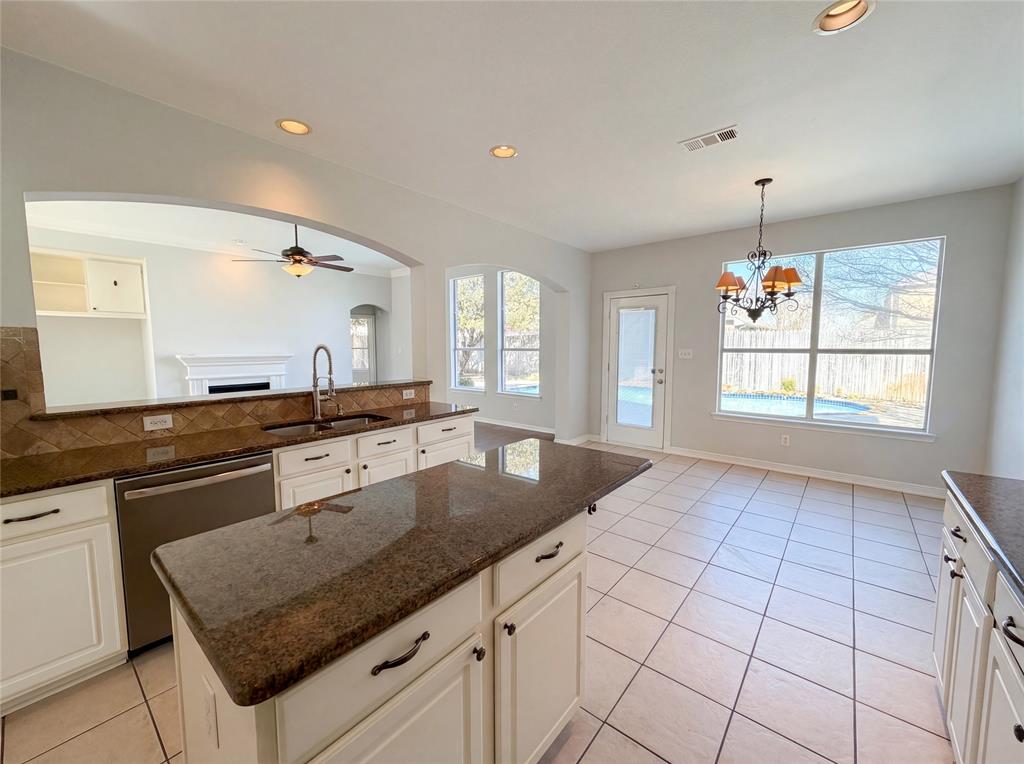 1412 Spring Ridge Lane Property Photo 14