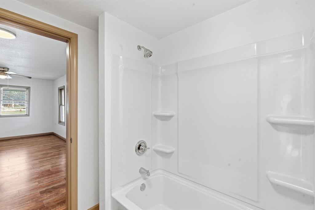 116 E Lipan Drive Property Photo 14