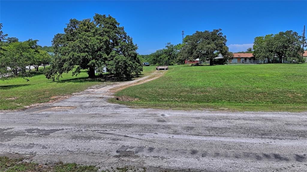 604 S Mill Street Property Photo 1