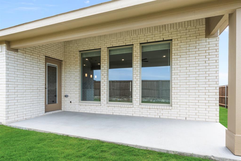 2206 Redding Drive Property Photo 32