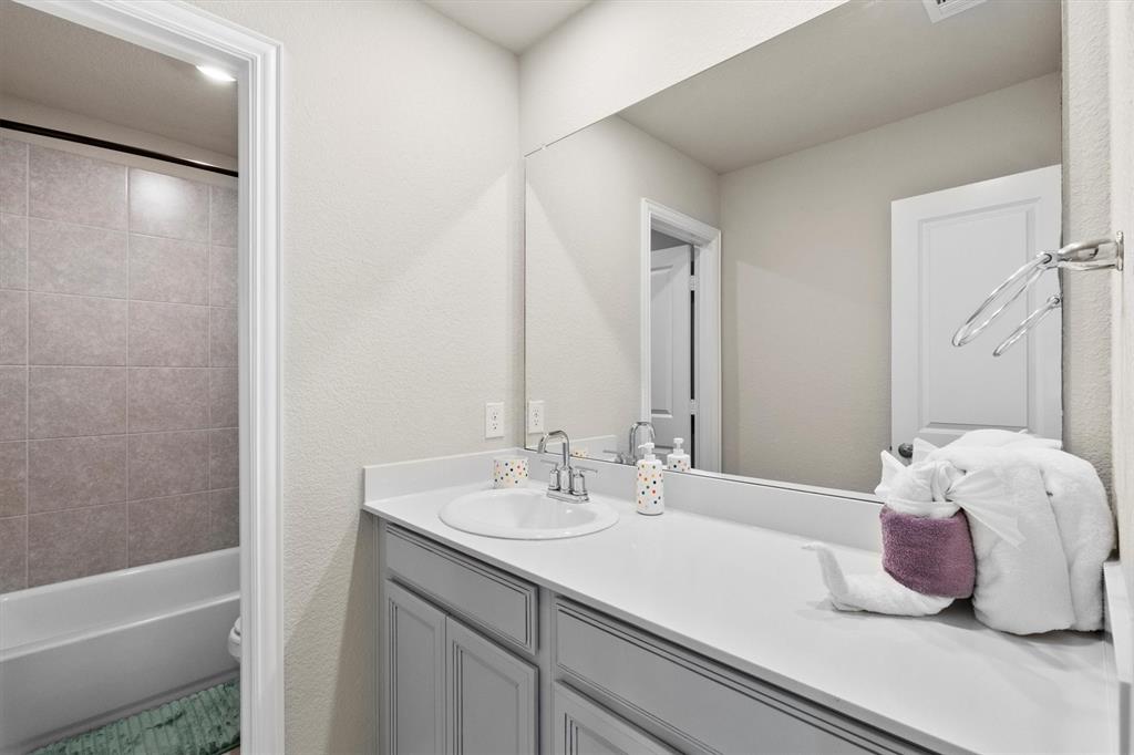 1617 Berry Ridge Trail Property Photo 22