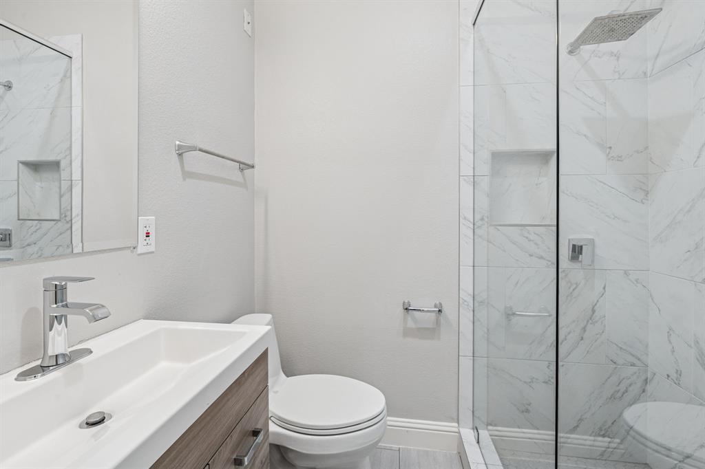 821 La Cima Property Photo 21