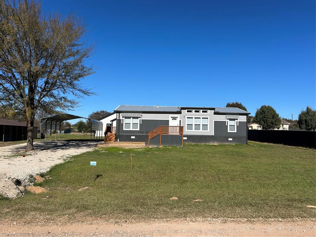439 Whitefoot Property Photo 1