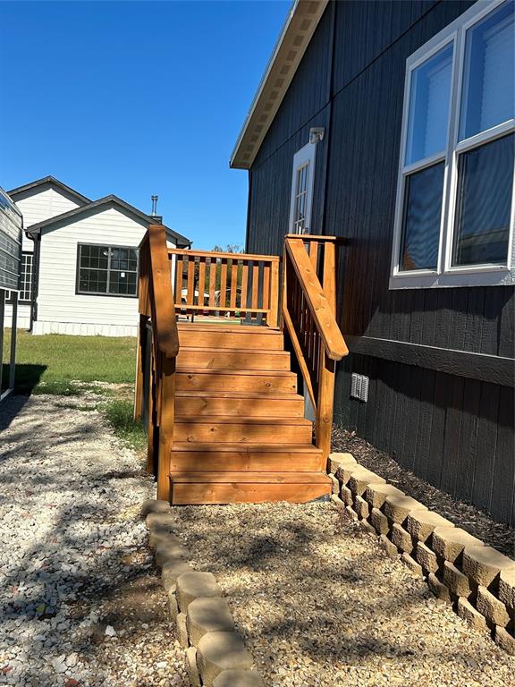 439 Whitefoot Property Photo 2