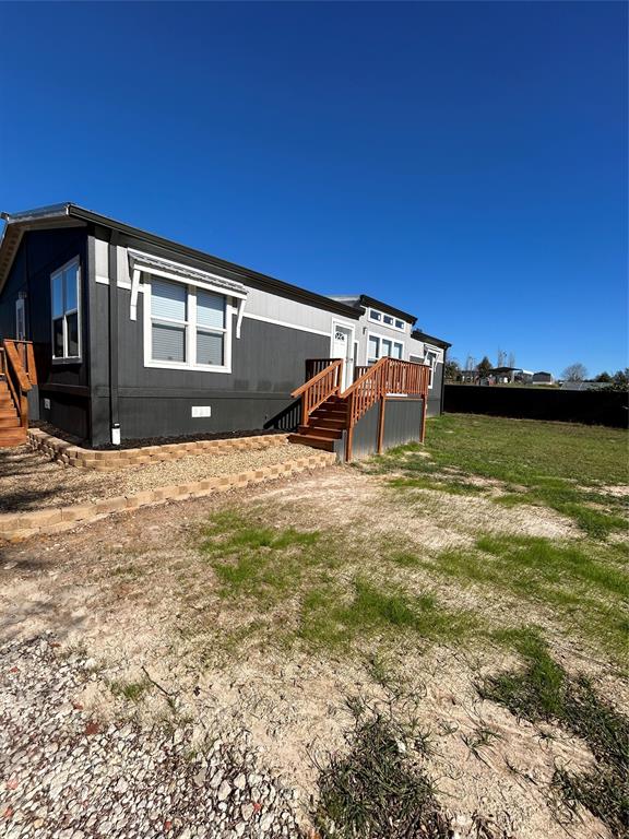 439 Whitefoot Property Photo 3