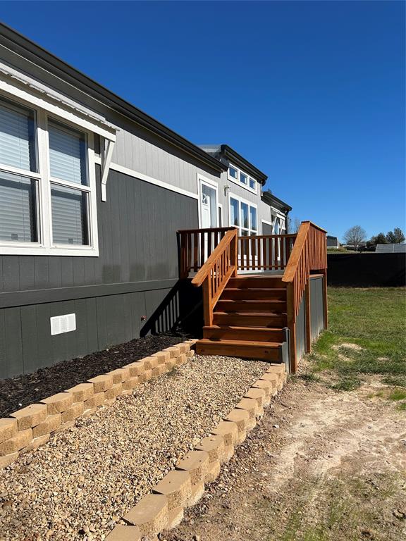 439 Whitefoot Property Photo 4