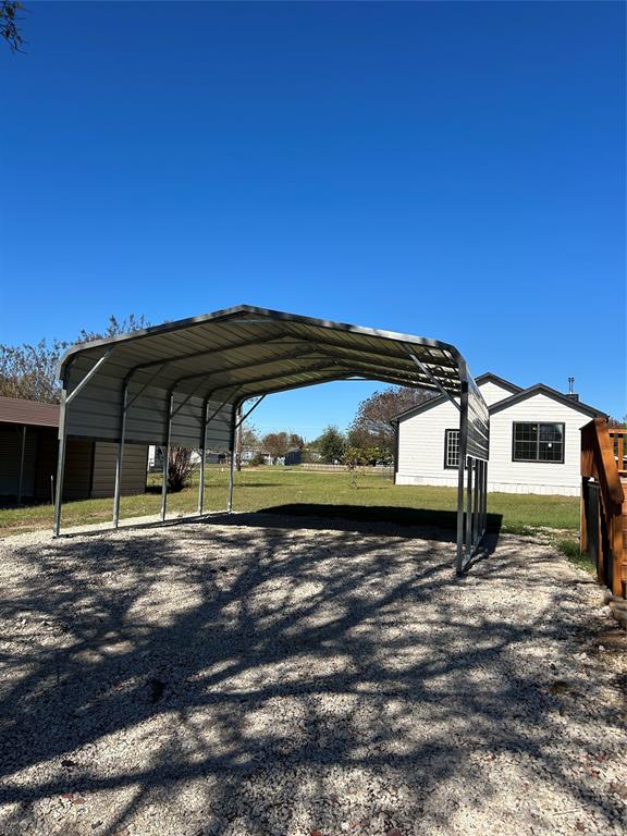 439 Whitefoot Property Photo 7