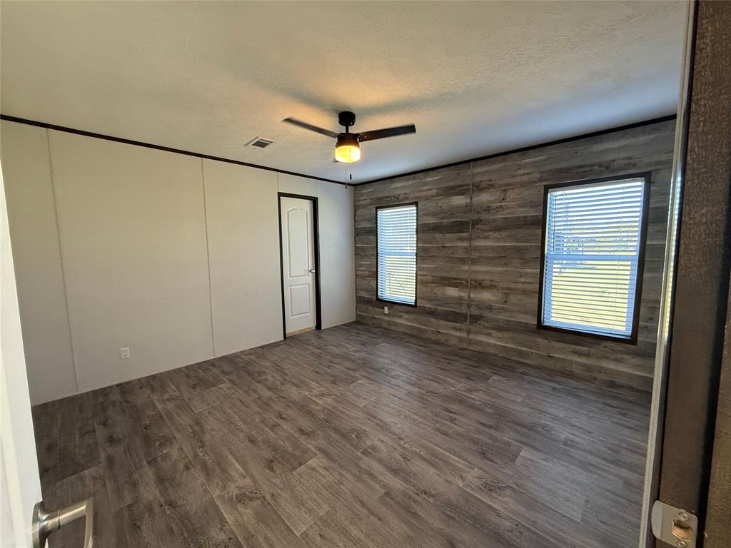 439 Whitefoot Property Photo 13