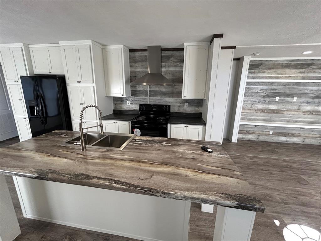 439 Whitefoot Property Photo 31