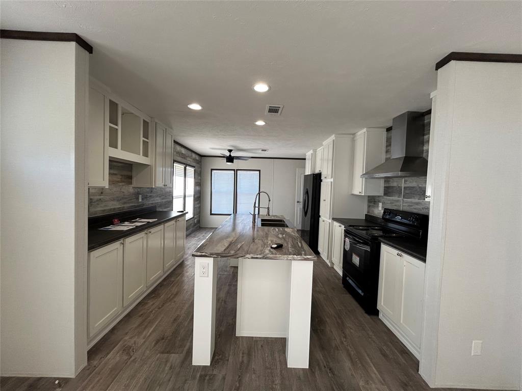 439 Whitefoot Property Photo 32