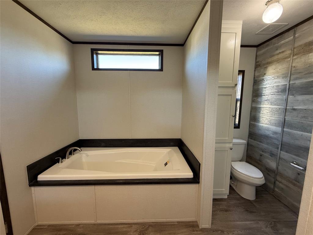 439 Whitefoot Property Photo 34