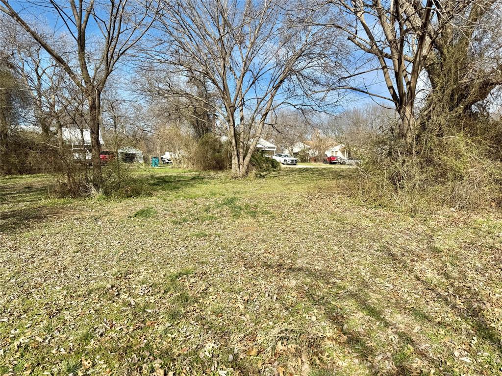 1107 Field Street Property Photo 6