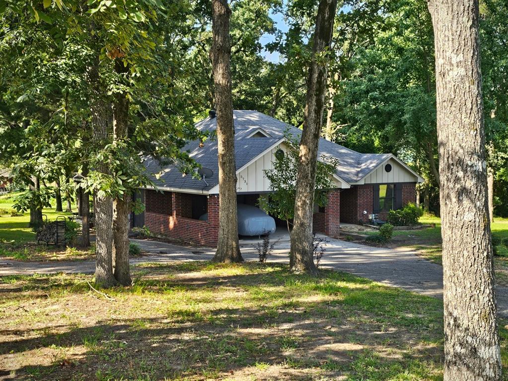 5731 N Cape Drive Property Photo 2
