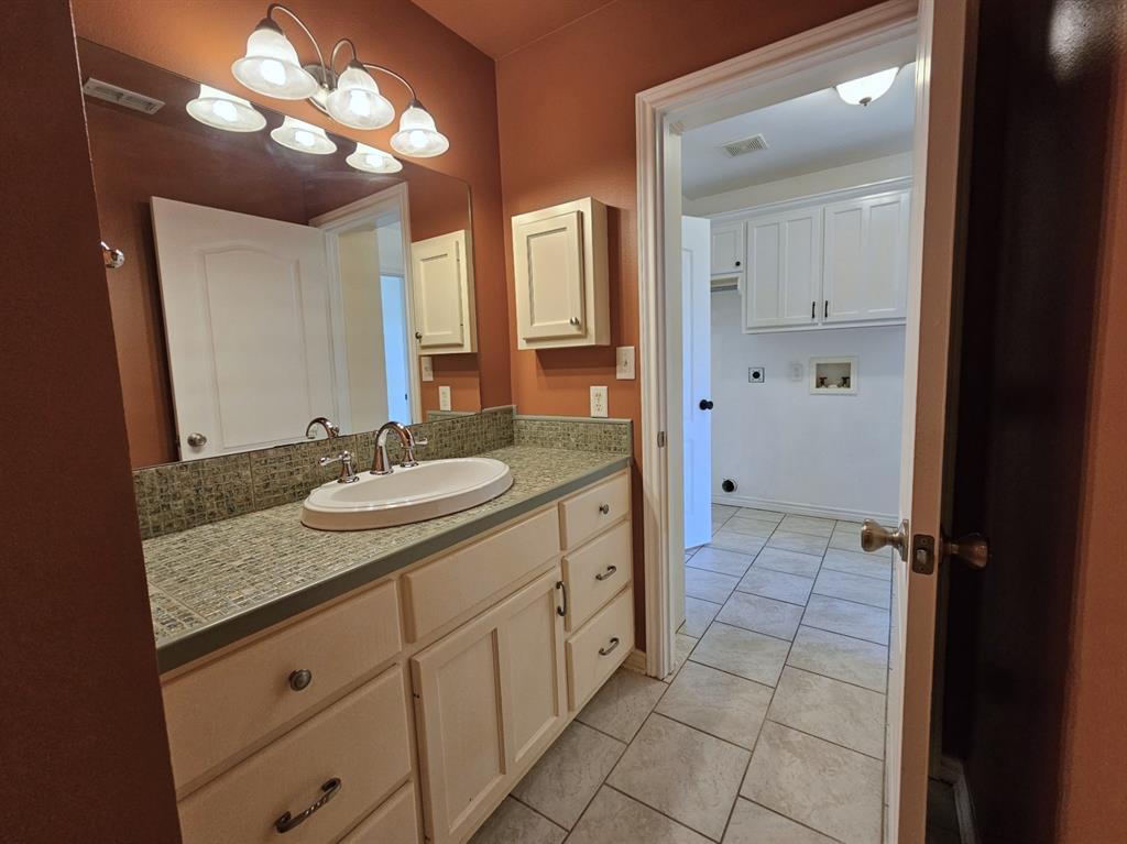 5731 N Cape Drive Property Photo 16