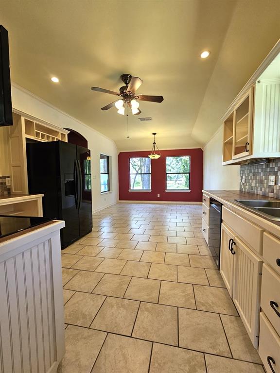5731 N Cape Drive Property Photo 20