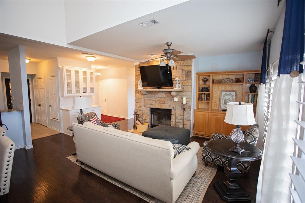 1204 Eagle Point Property Photo 5