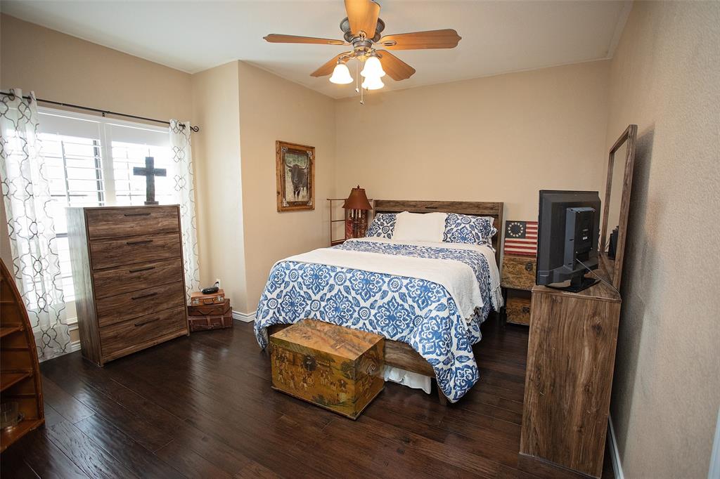 1204 Eagle Point Property Photo 14