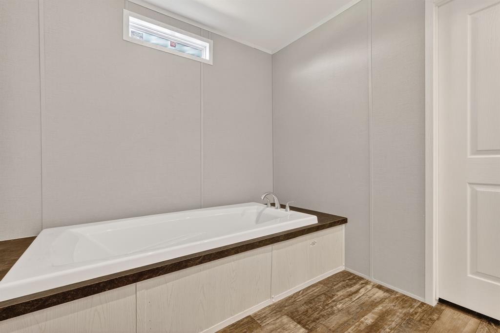 104 4th Street Property Photo 19