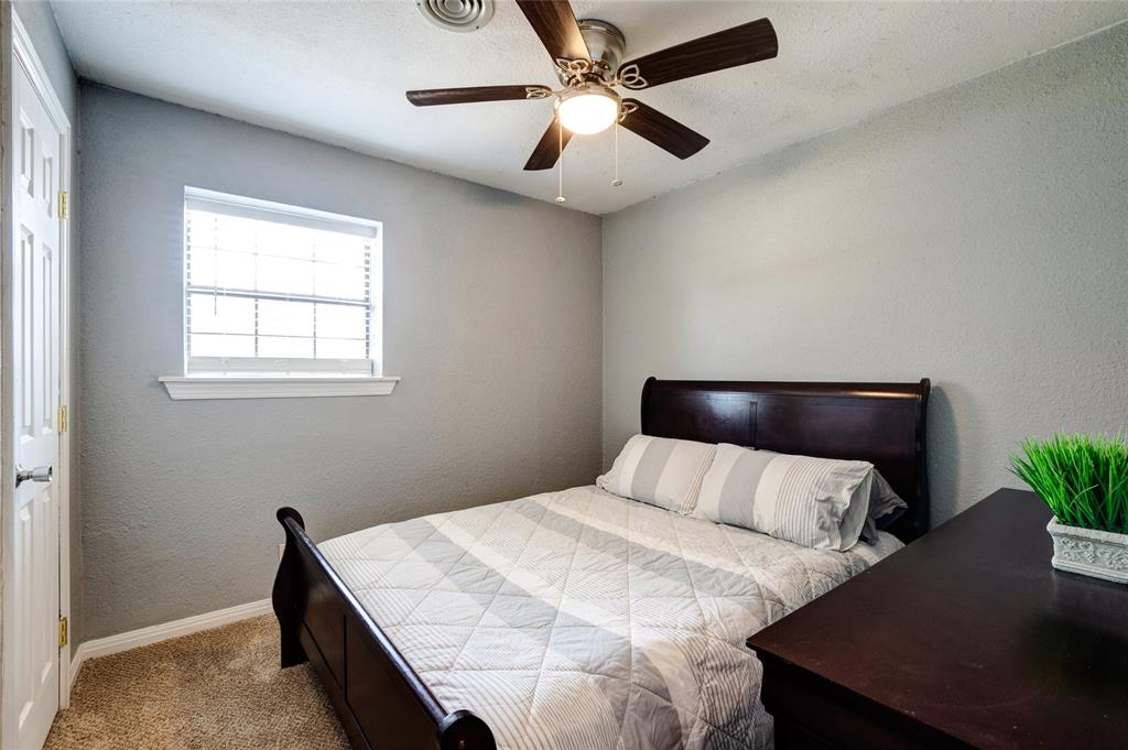 4802 S 6th Street Property Photo 14