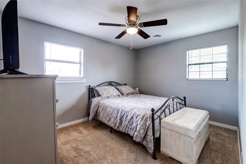 4802 S 6th Street Property Photo 23