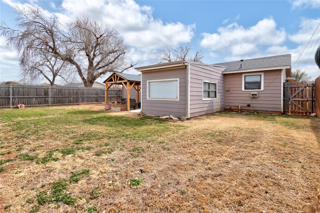 4802 S 6th Street Property Photo 33