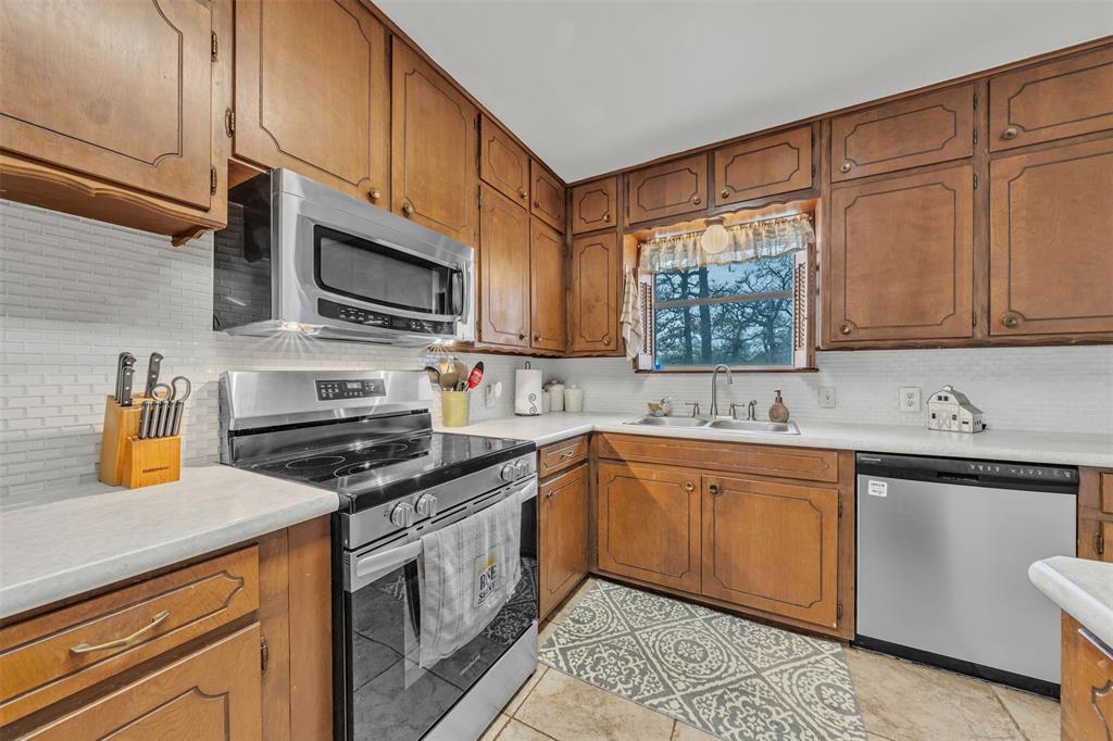 5400 County Road 402 Property Photo 16