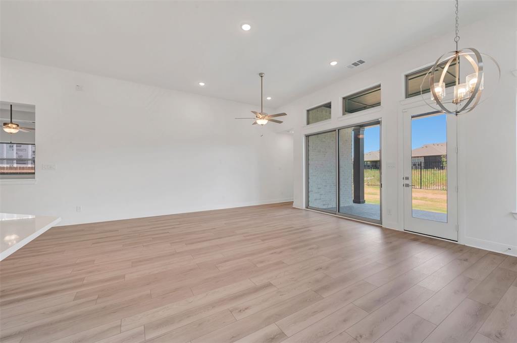 7829 Pondview Lane Property Photo 14
