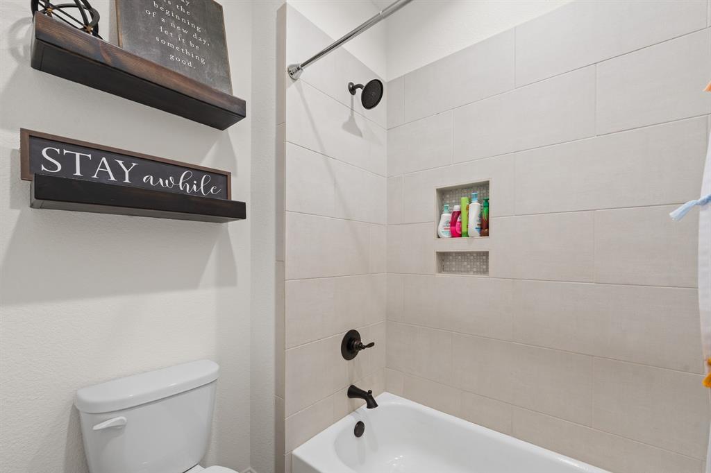116 William Lane Property Photo 25