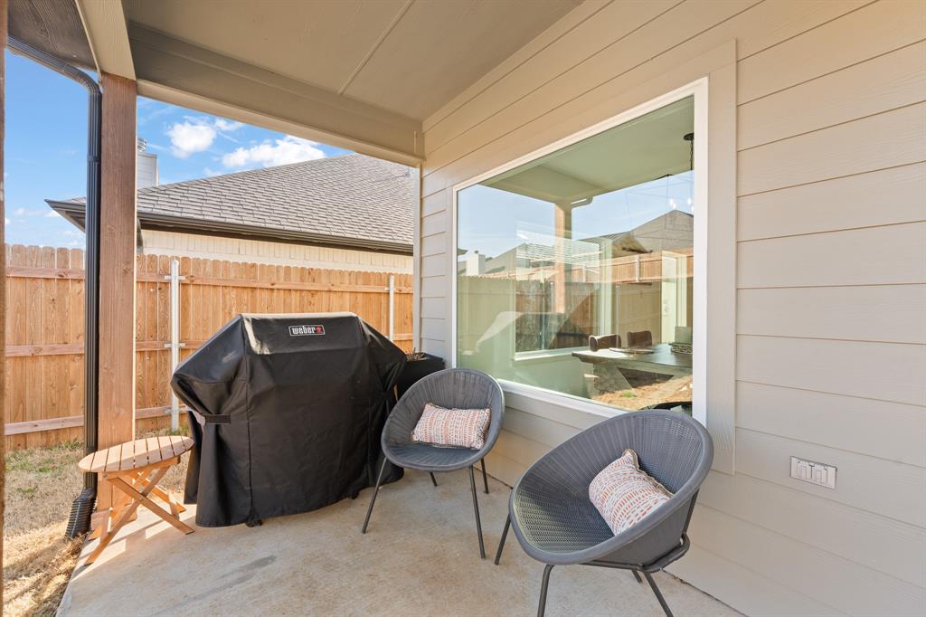 116 William Lane Property Photo 29