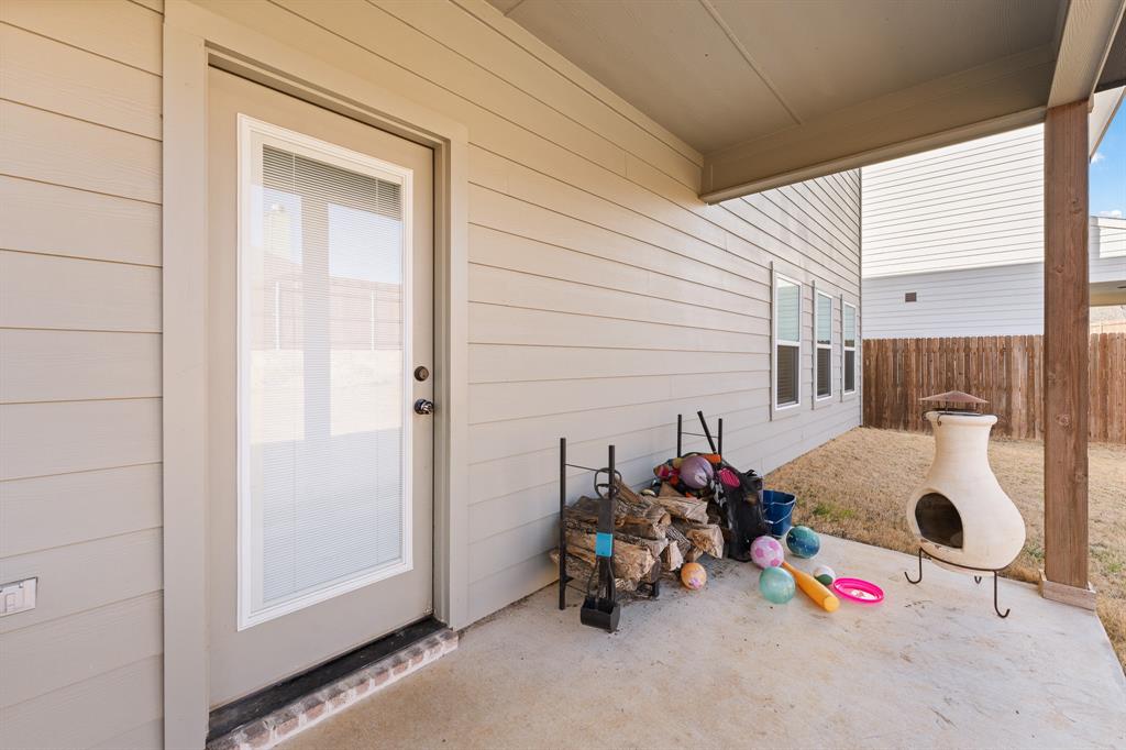 116 William Lane Property Photo 30