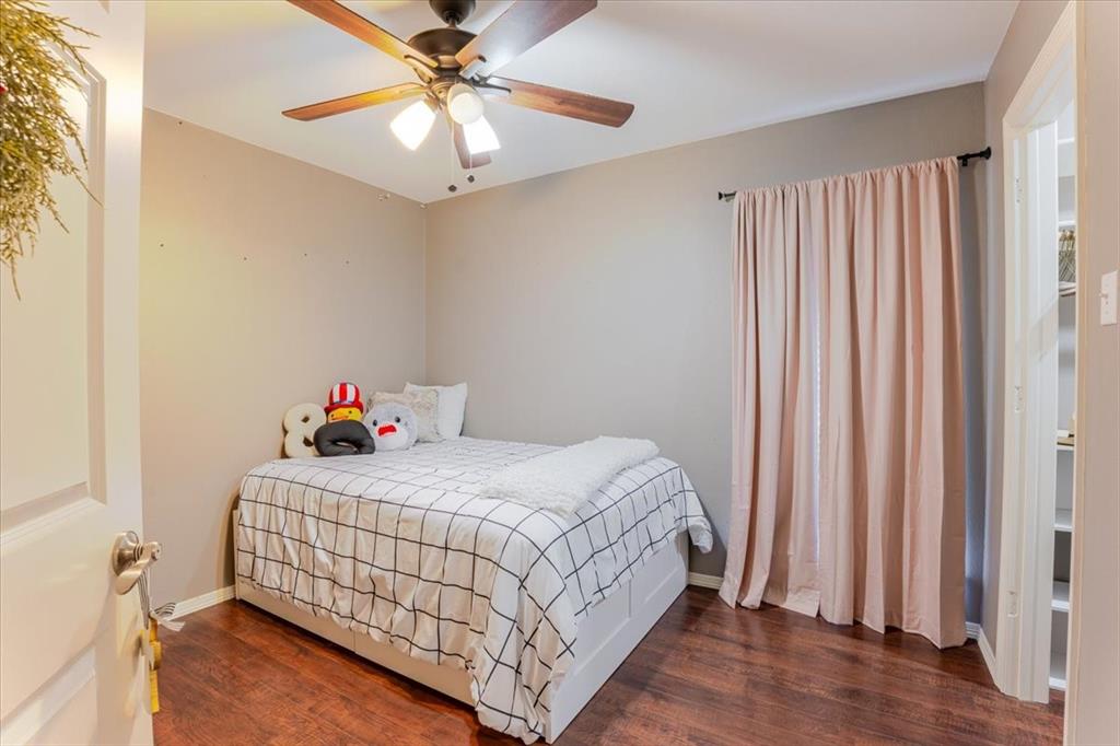 4600 Lone Star Road Property Photo 10