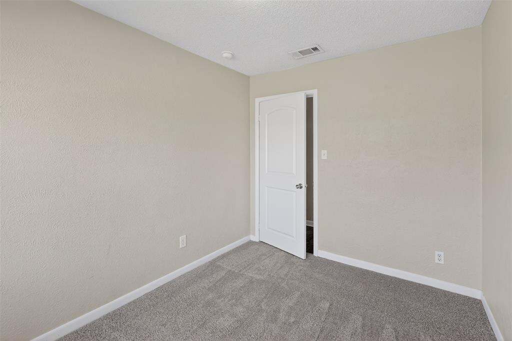 701 Harrison Lane Property Photo 9