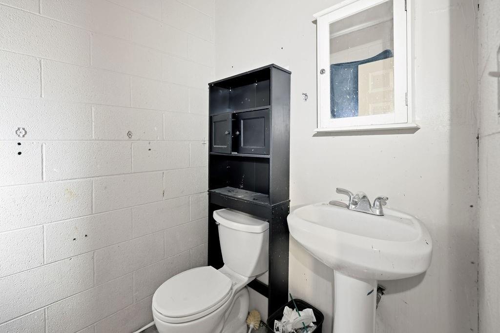 508 Kenneth Ave Property Photo 18