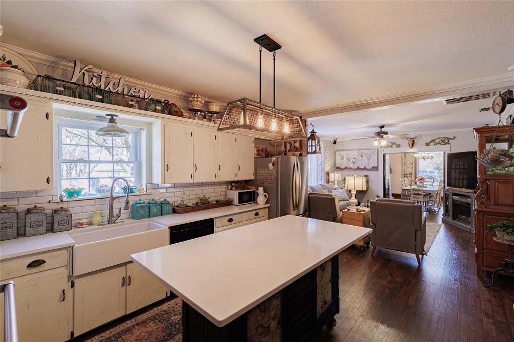 403 W Franklin Street Property Photo 12